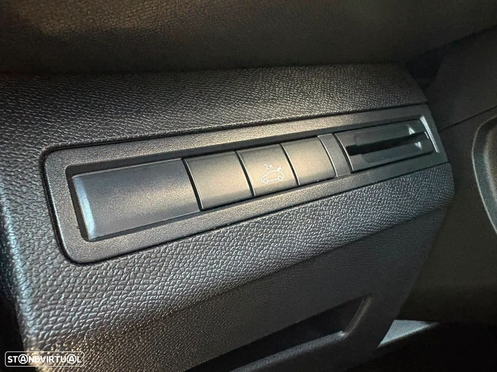 Peugeot 3008 BlueHDi 180 Stop & Start EAT8 Allure - 10