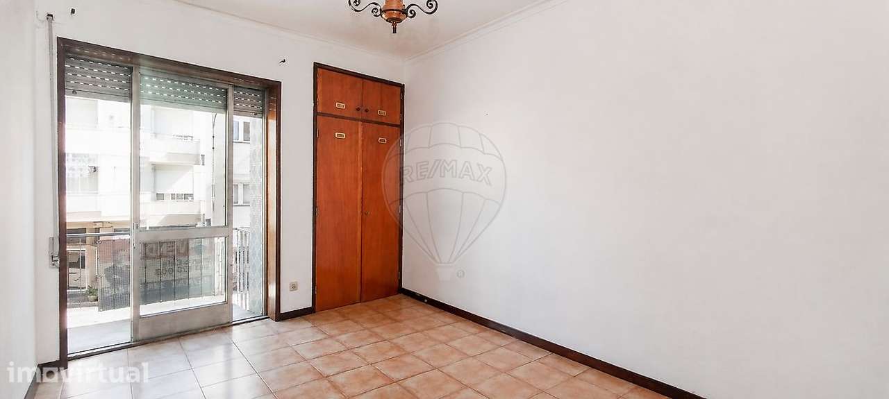 Apartamento T1 para venda - Grande imagem: 2/22