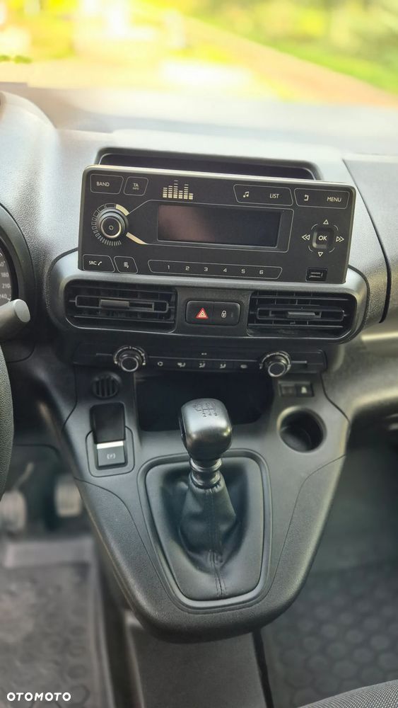 Opel Combo - 28