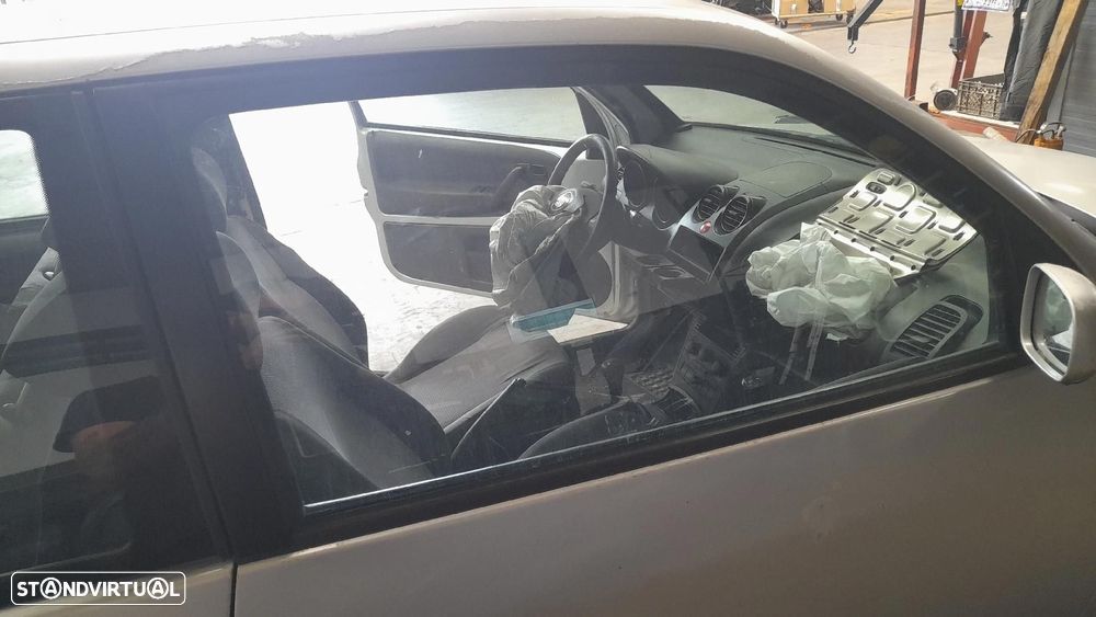 Vidro porta frente direita SEAT Arosa (6H) - 1