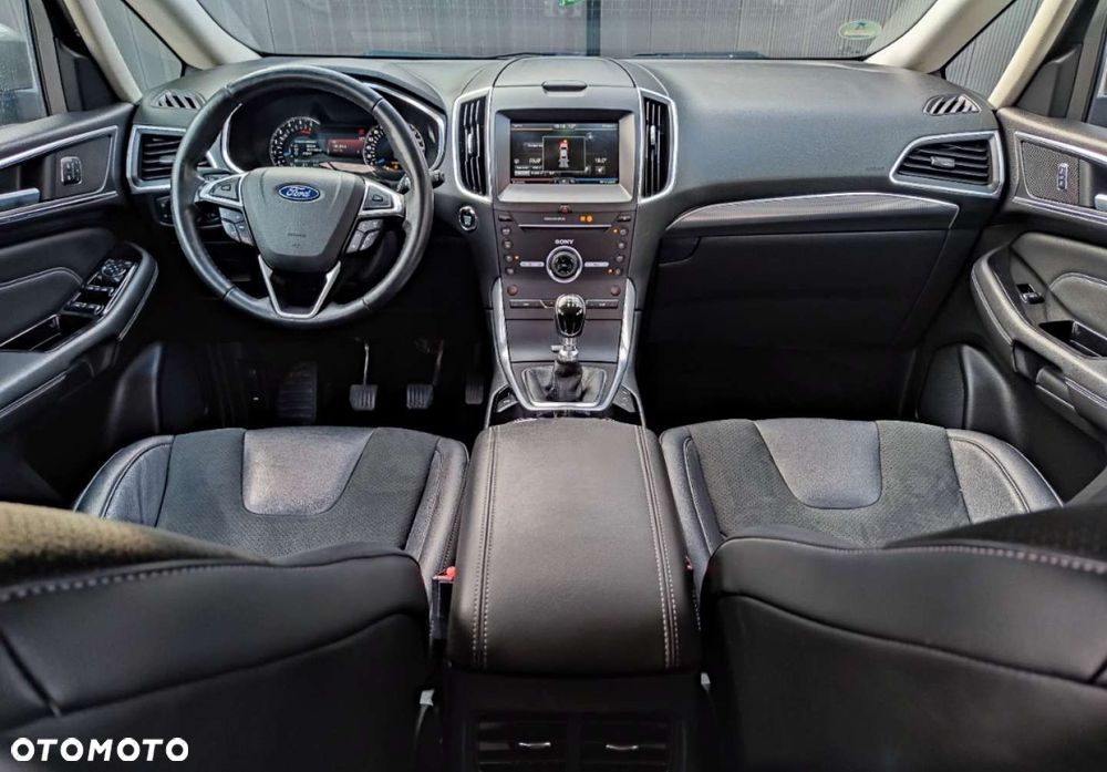 Ford S-Max 2.0 TDCi Titanium - 15