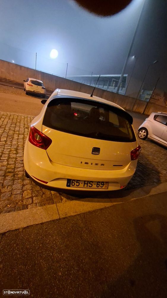 SEAT Ibiza 1.4 TDI Ecomotive DPF - 11