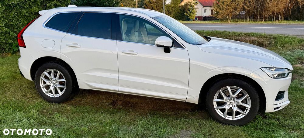Volvo XC 60 D4 Momentum Pro - 11