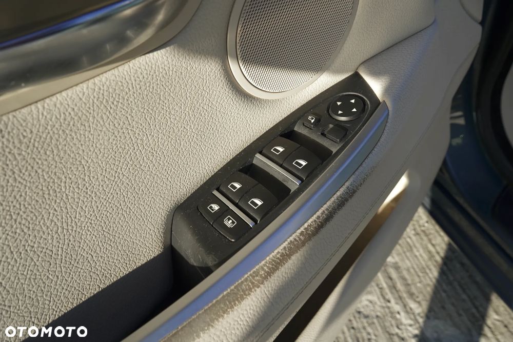 BMW 5GT 535d xDrive - 28