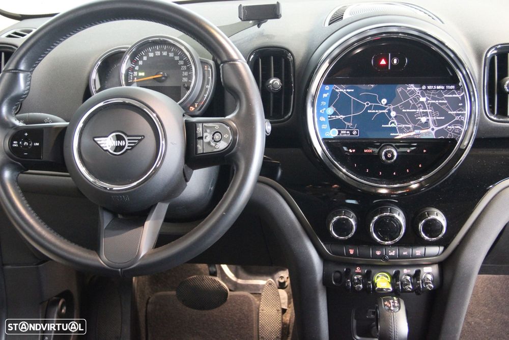 MINI Countryman Cooper SE ALL4 Yours Auto - 17
