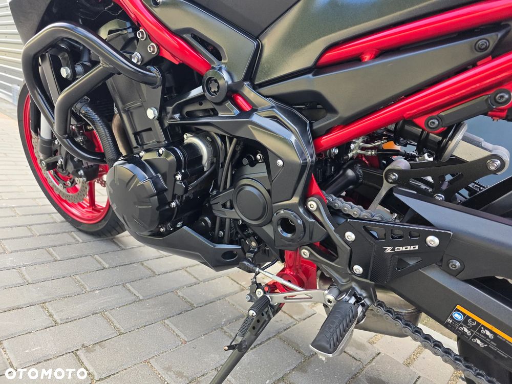 Kawasaki Z 900 - 11