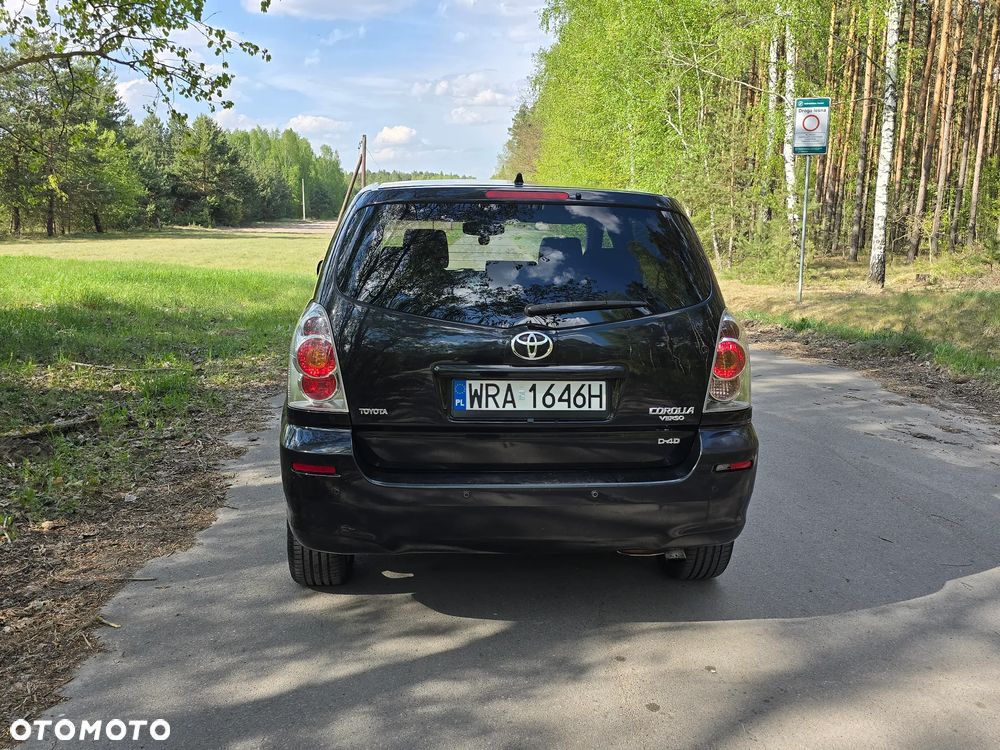 Toyota Previa - 5