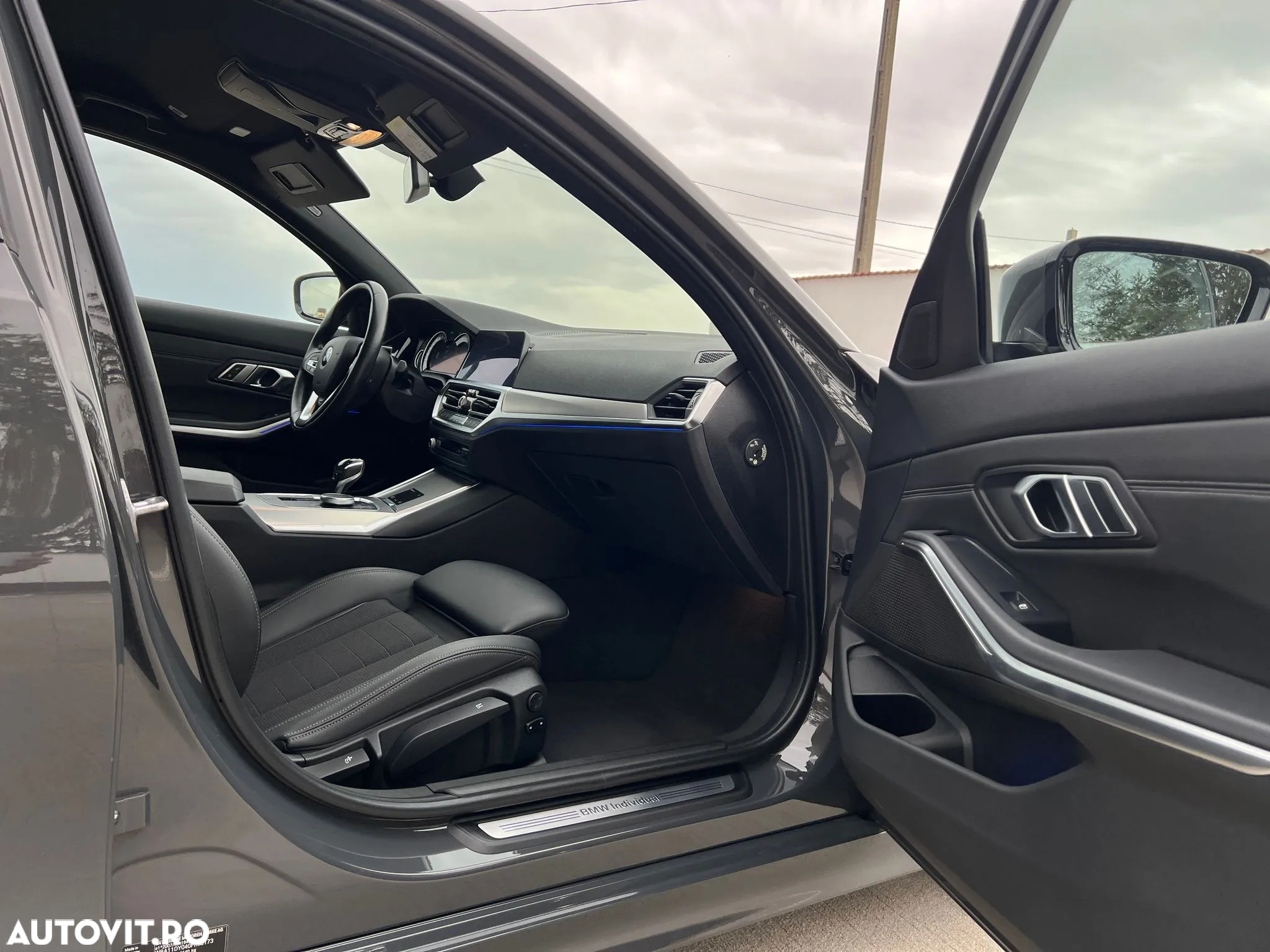 BMW Seria 3 320d Aut. Sport Line - 22