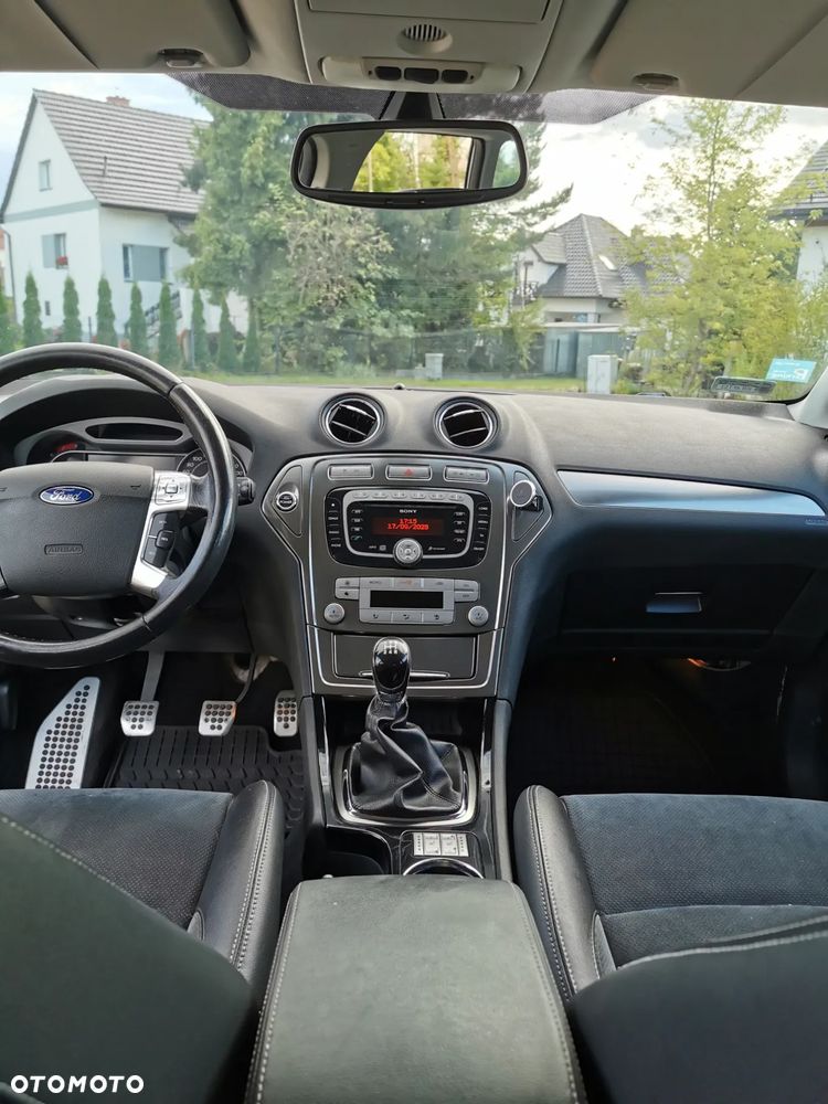 Ford Mondeo 2.0 Turnier Titanium - 12