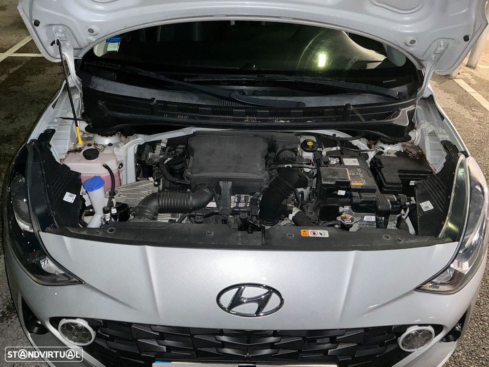 Hyundai i10 1.0 Comfort AMT - 11