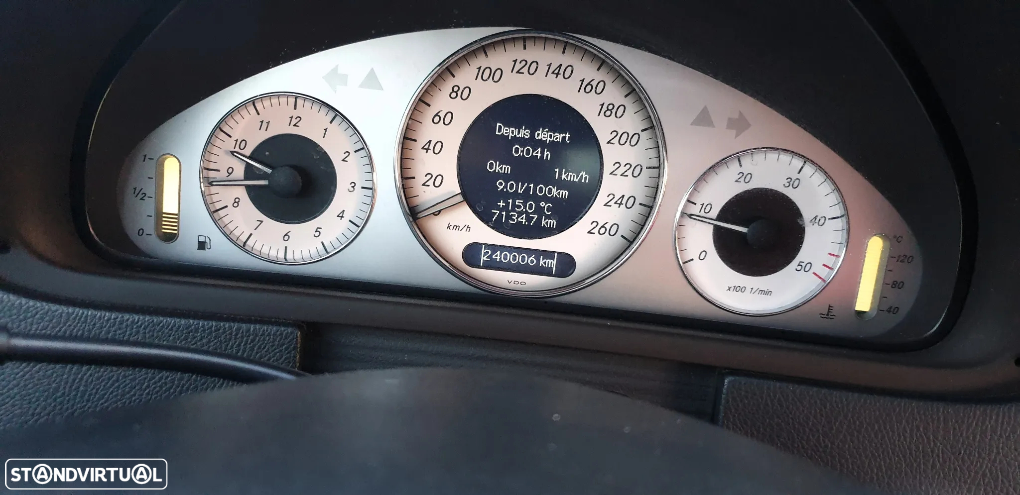 Mercedes-Benz CLK 220 CDi Avantgarde Aut. - 27