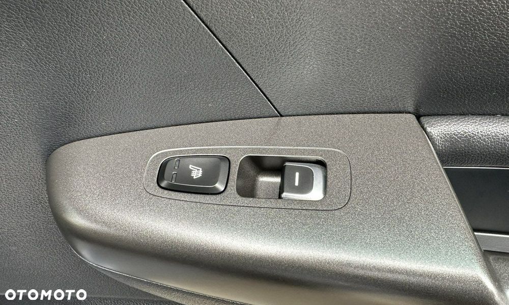 Kia Sportage 1.6 GDI 2WD DREAM-TEAM EDITION - 32