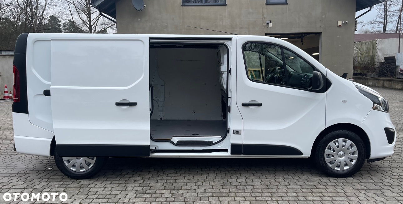 Opel Vivaro - 10