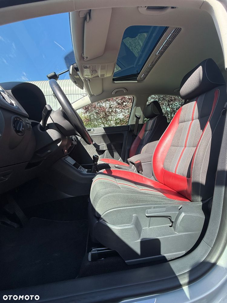 Volkswagen Golf Plus - 7