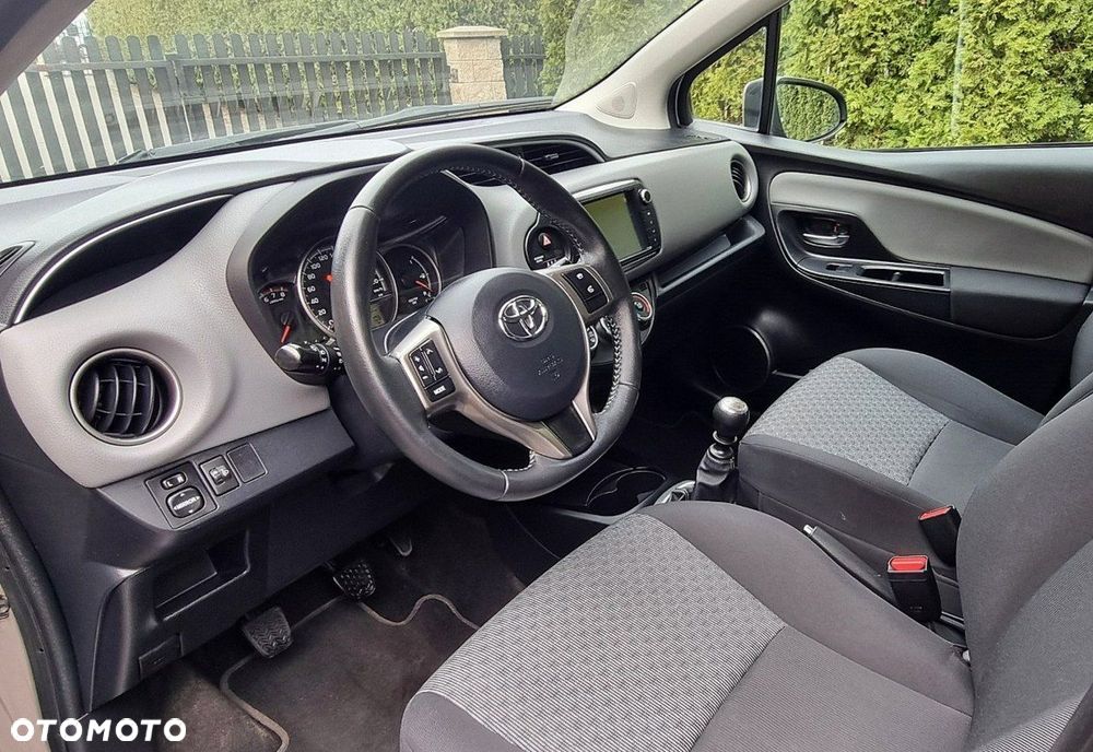Toyota Yaris - 11