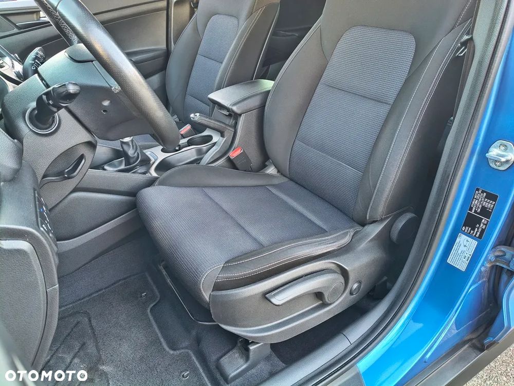 Hyundai Tucson blue 1.6 GDi 2WD Navi - 8
