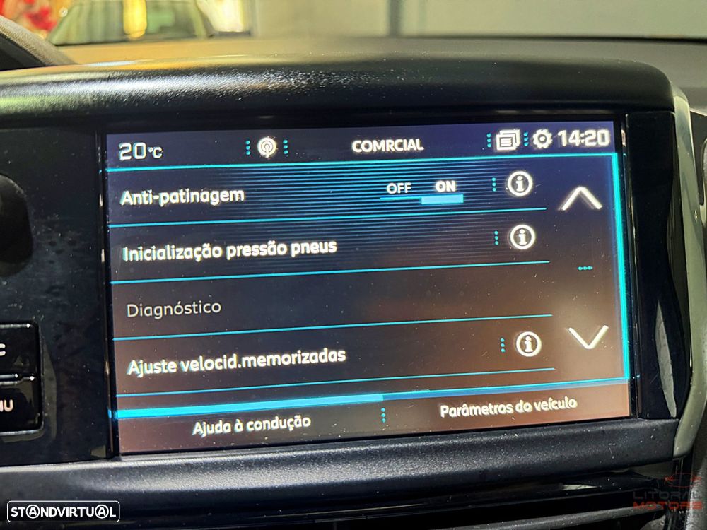 Peugeot 2008 PureTech 130 Allure - 33