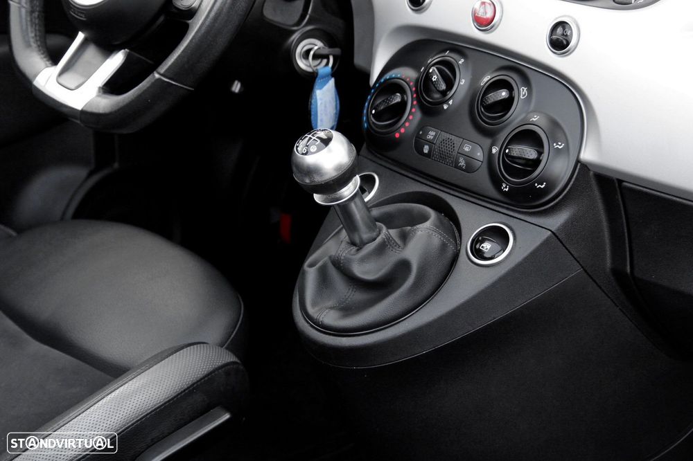 Fiat 500C 1.0 Hybrid Connect - 10