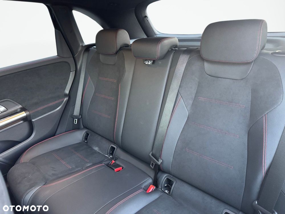 Mercedes-Benz Klasa B 200 AMG Line 7G-DCT - 12