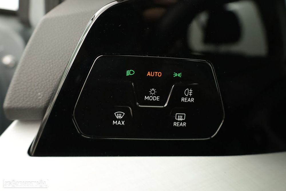 VW Golf 1.5 TSI e-Hybrid Life DSG - 20