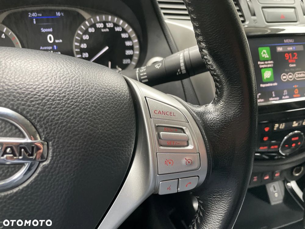 Nissan Navara - 25