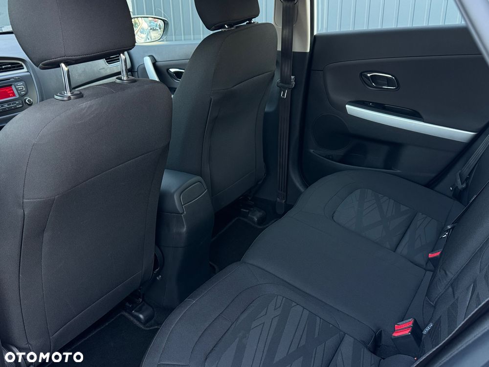 Kia Ceed 1.4 CVVT ISG Spirit - 10