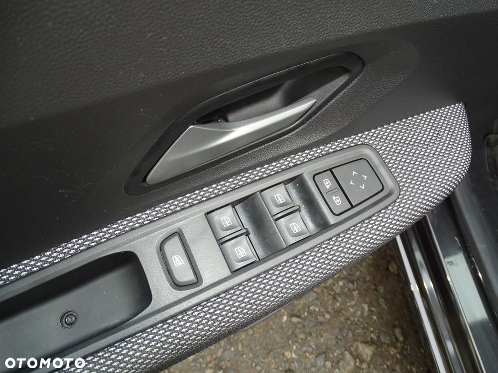 Dacia Sandero 1.0 TCe Comfort - 25