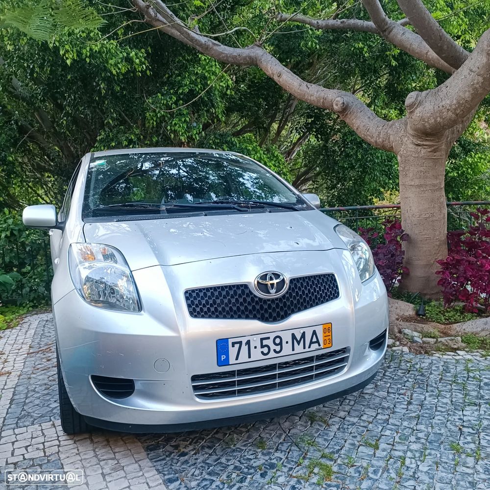 Toyota Yaris 1.0 VVT-i AC - 3
