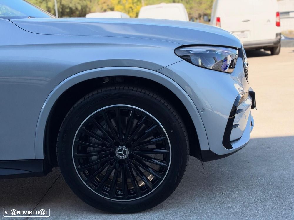 Mercedes-Benz GLC 300 de Coupe 4Matic - 11