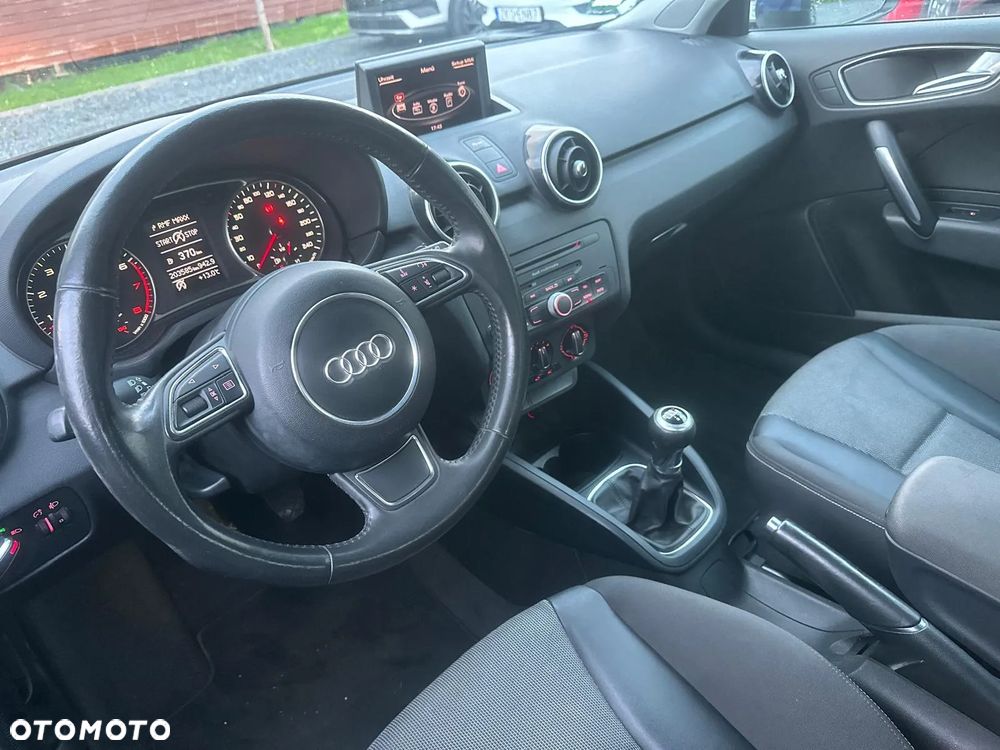 Audi A1 1.2 TFSI Ambition - 4