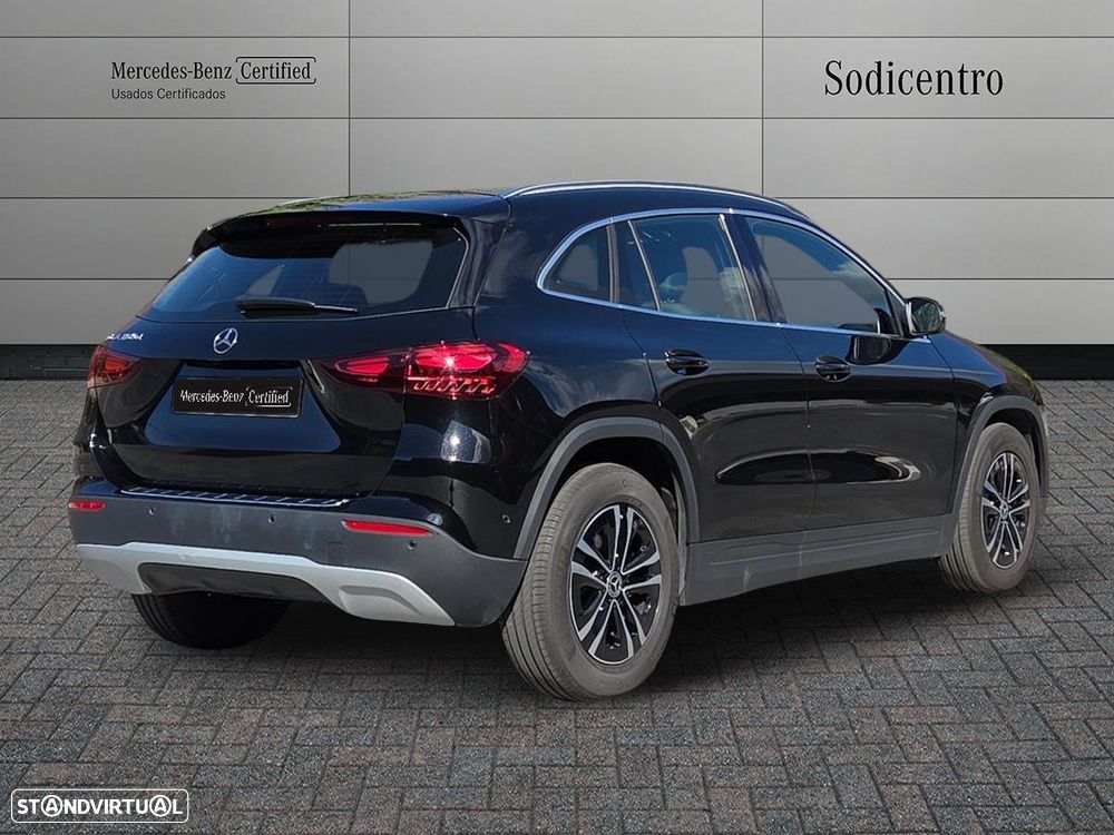 Mercedes-Benz GLA 180 d - 5