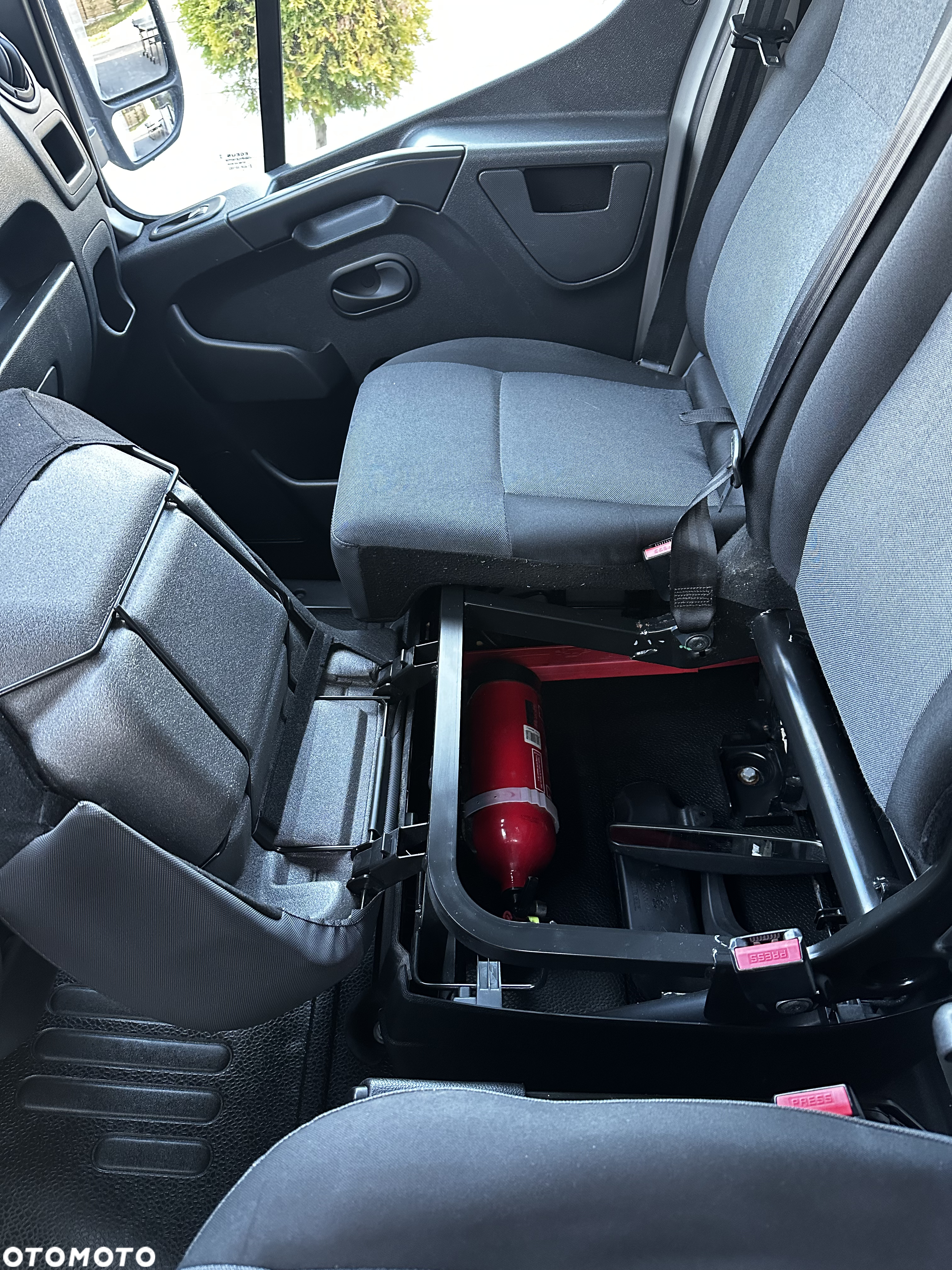 Renault MASTER 2.3 145KM E6 winda 500kg NAVI bluetooth cena F-VAT 23% - 15
