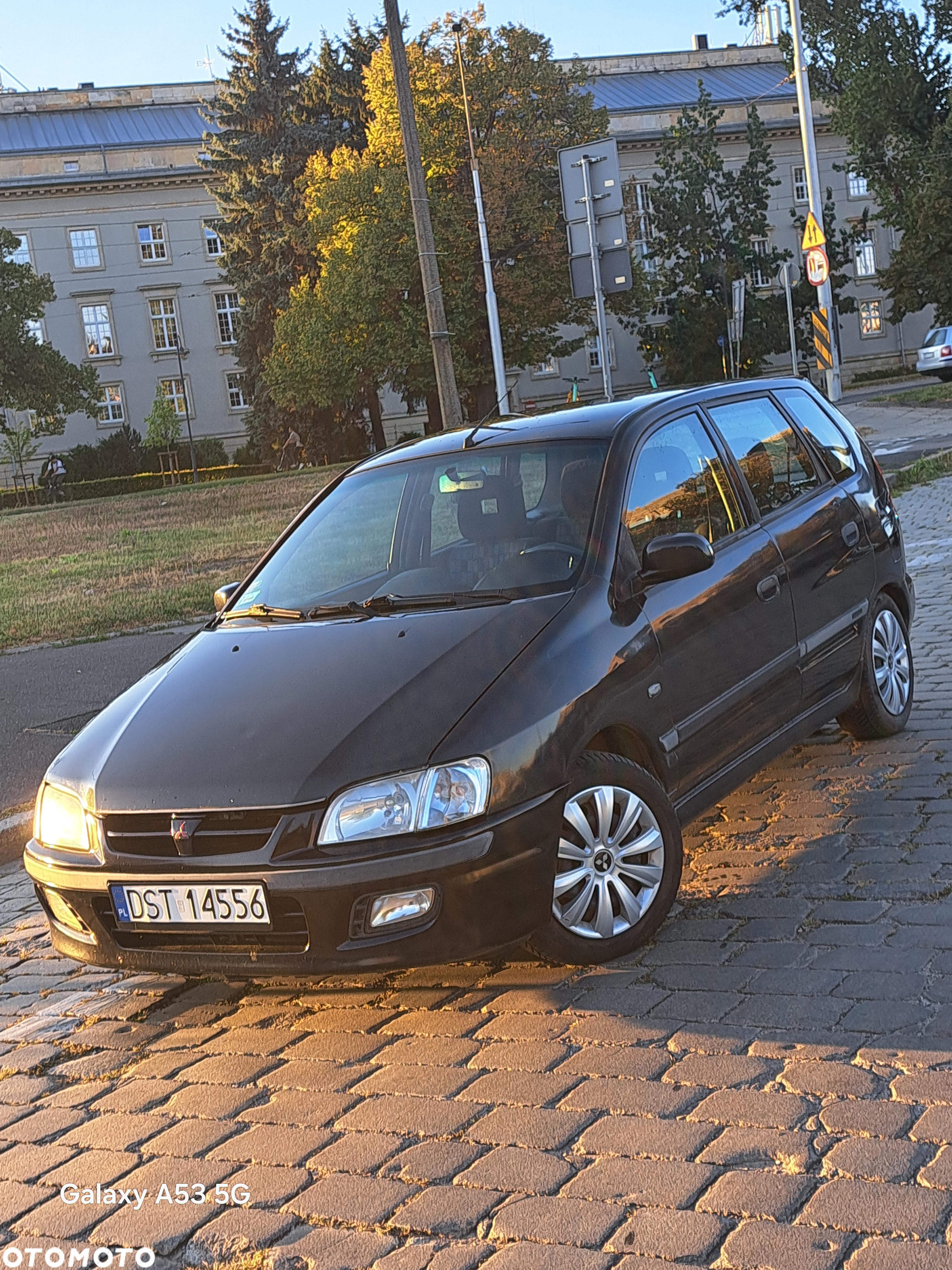 Mitsubishi Space Star 1.8 Sport - 2