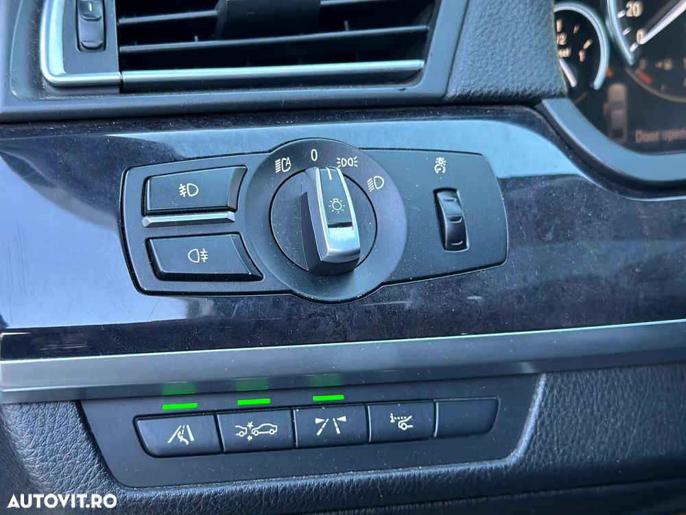BMW Seria 7 730d Aut. - 9
