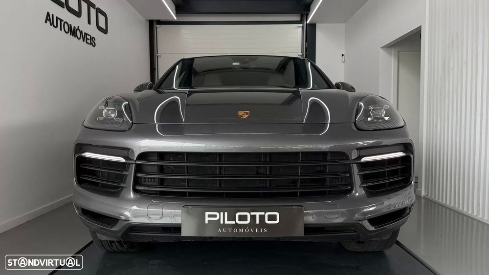 Porsche Cayenne Coupé E-Hybrid - 4