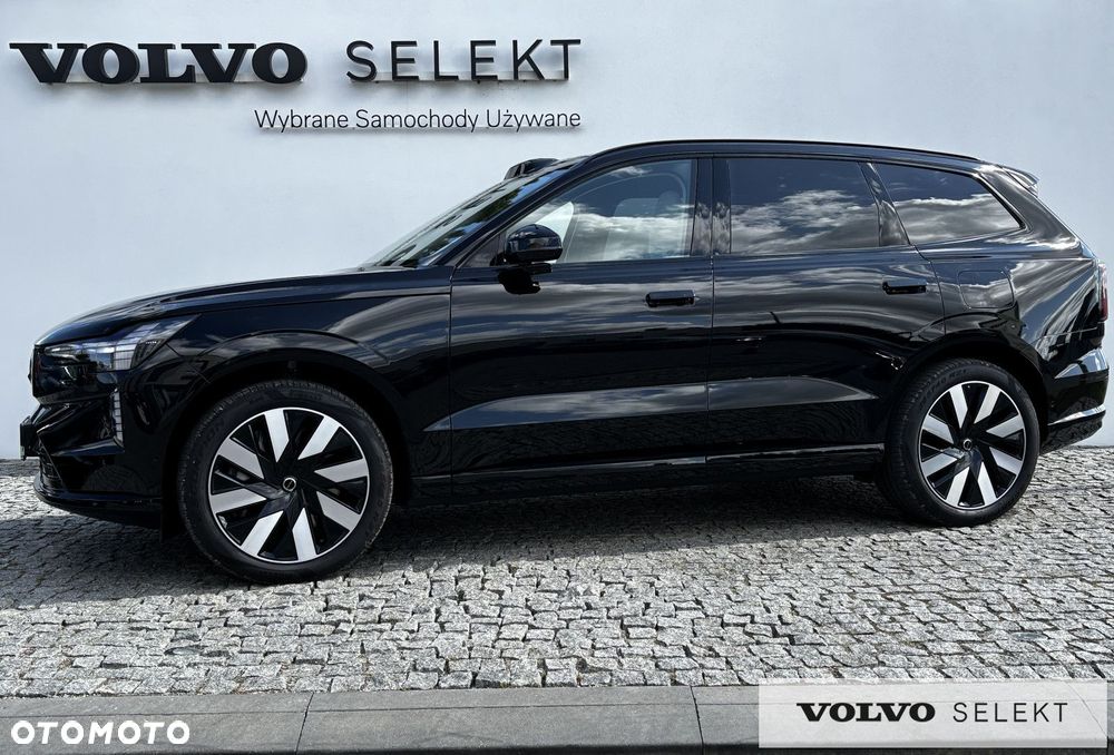 Volvo EX90 - 1
