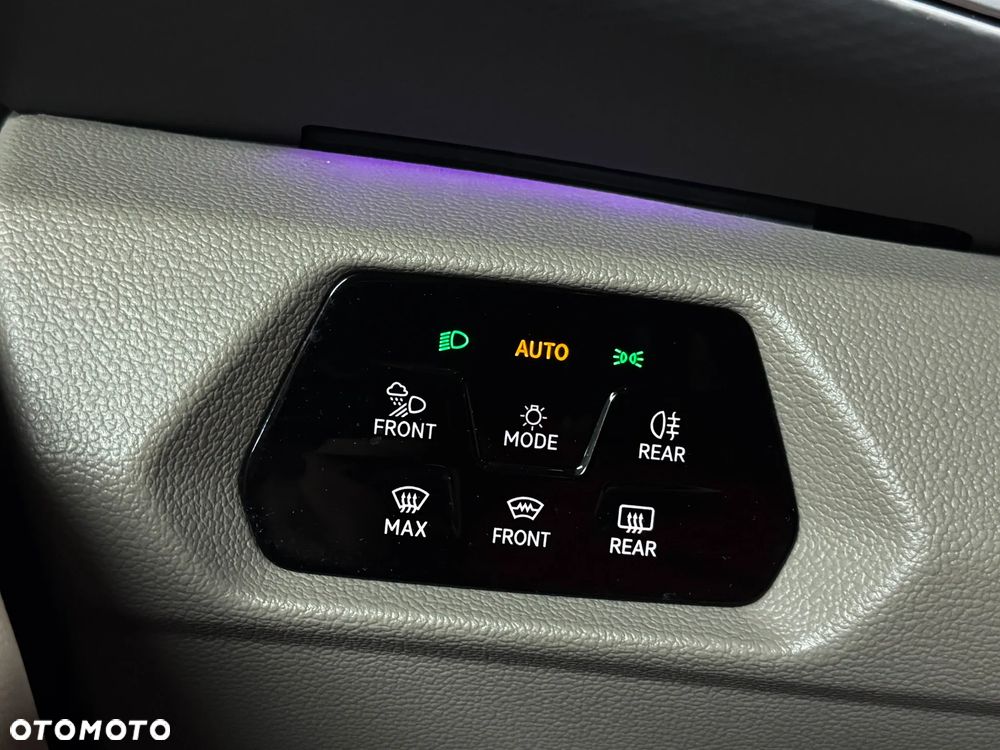 Volkswagen Multivan 2.0 TDI L2 Edition DSG - 28