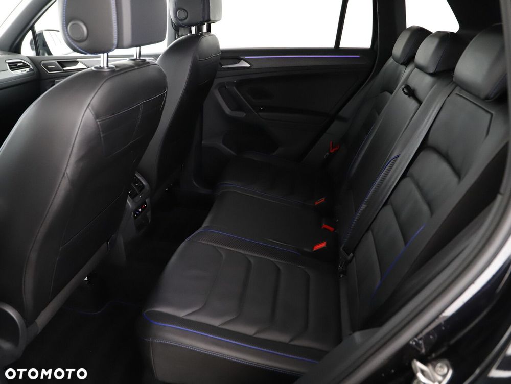 Volkswagen Tiguan - 8