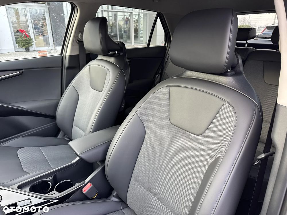 Kia Niro 1.6 GDI Hybrid L - 13