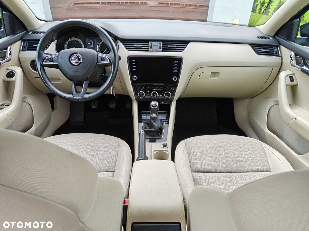 Skoda Octavia - 6