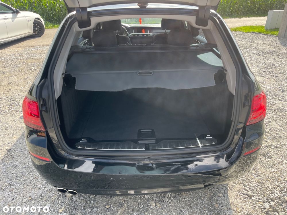 BMW Seria 5 520d Luxury Line - 14