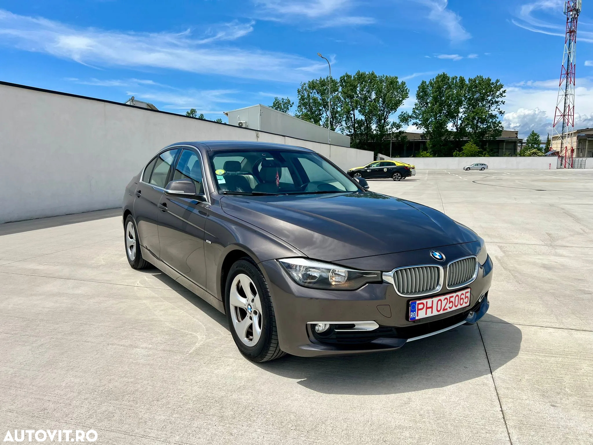 BMW Seria 3 320d Efficient Dynamic Edition Modern Line - 2