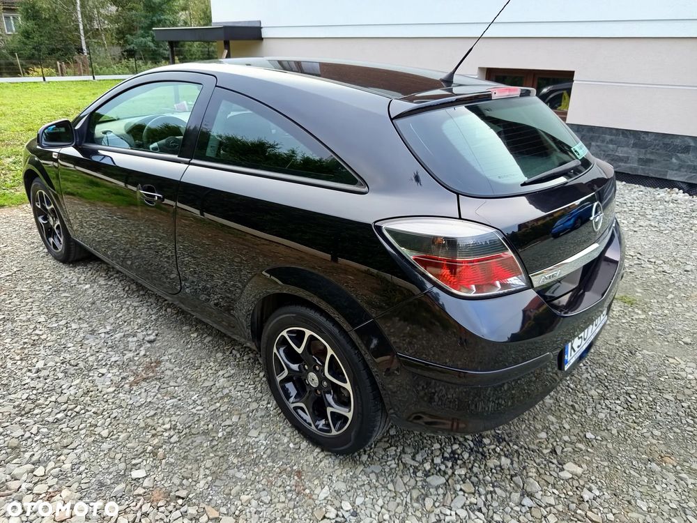 Opel Astra III GTC 1.6 Enjoy - 3