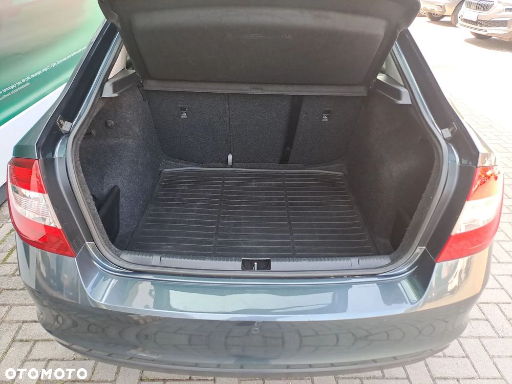 Skoda RAPID 1.2 TSI Ambition - 13