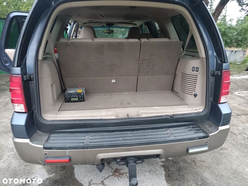 Ford Expedition 5.4 XLT 4WD - 5