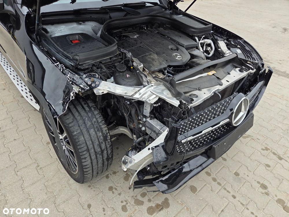 Mercedes-Benz GLC 220 d 4Matic 9G-TRONIC AMG Line - 16