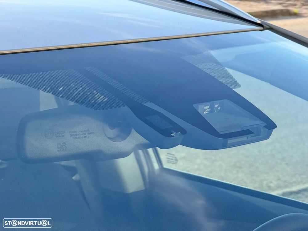 Toyota Auris Touring Sports 1.8 HSD Freestyle - 16