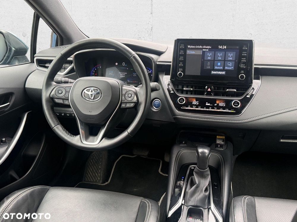 Toyota Corolla - 17
