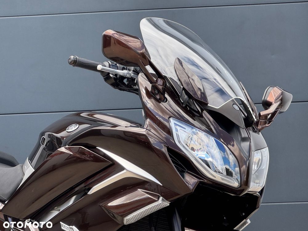 Yamaha FJR - 3