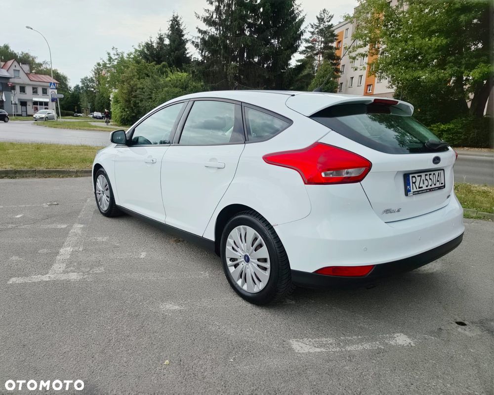 Ford Focus - 2